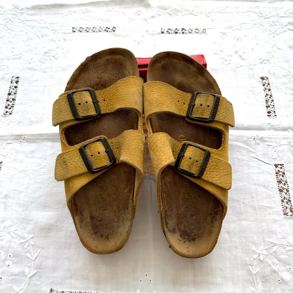 Burka Tan Colour Size 7